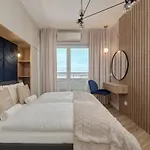 Elegant With Balcony Krakowska By Renters Prestige * Wrocław