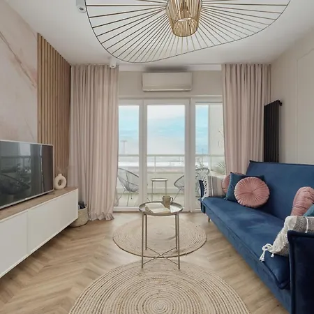 Elegant With Balcony Krakowska By Renters Prestige Apartment