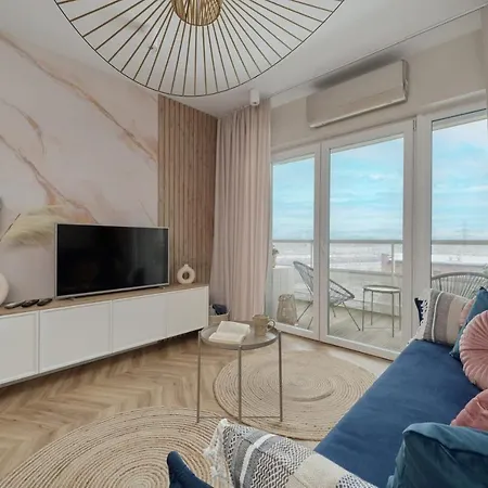Apartment Elegant With Balcony Krakowska By Renters Prestige *