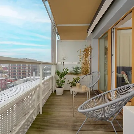 Apartment Elegant With Balcony Krakowska By Renters Prestige
