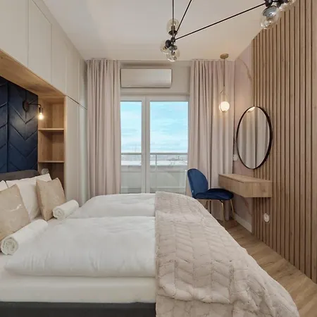 Elegant With Balcony Krakowska By Renters Prestige * Wroclaw
