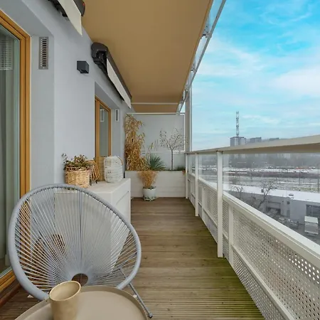 Elegant With Balcony Krakowska By Renters Prestige