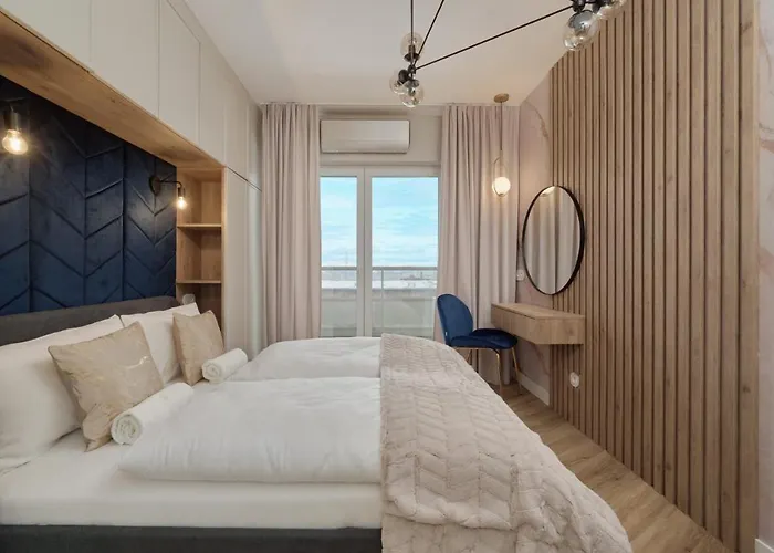 Elegant With Balcony Krakowska By Renters Prestige * ヴロツワフ