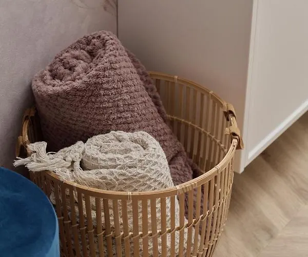 アパート Elegant With Balcony Krakowska By Renters Prestige *