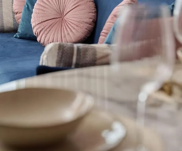 Elegant With Balcony Krakowska By Renters Prestige *